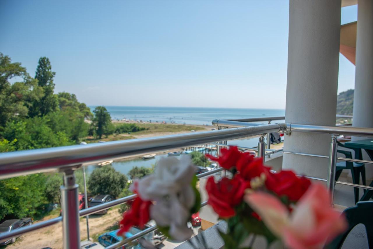 Villa Fici Ulcinj Exterior foto